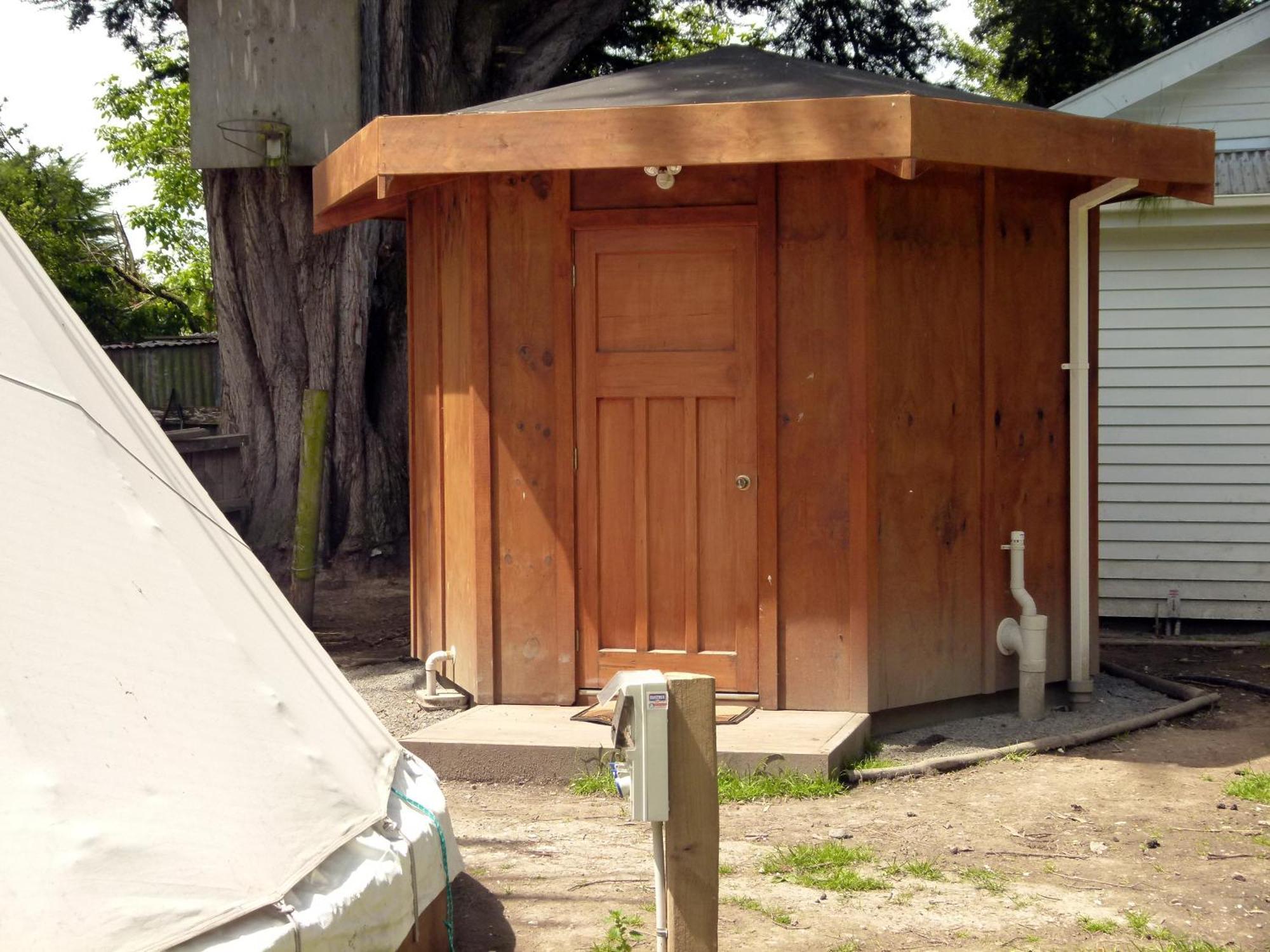 קאיקורה Wacky Stays - Unique Farm-Stay Glamping Rentals, Free Animal Feeding Tours מראה חיצוני תמונה