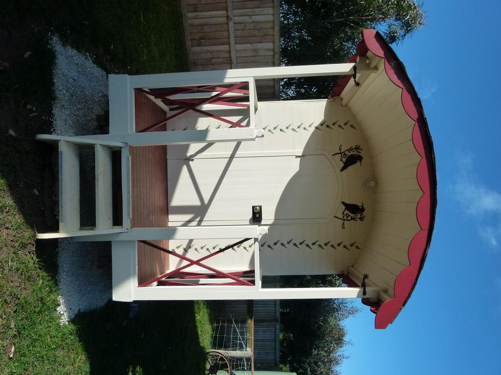 קאיקורה Wacky Stays - Unique Farm-Stay Glamping Rentals, Free Animal Feeding Tours מראה חיצוני תמונה